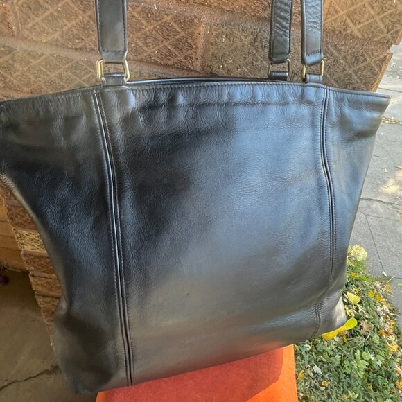 COACH Vintage USA 80s Large Navy Black Ink Zip Shoulder Brief Bag Carryall Tote - Picture 2 of 8